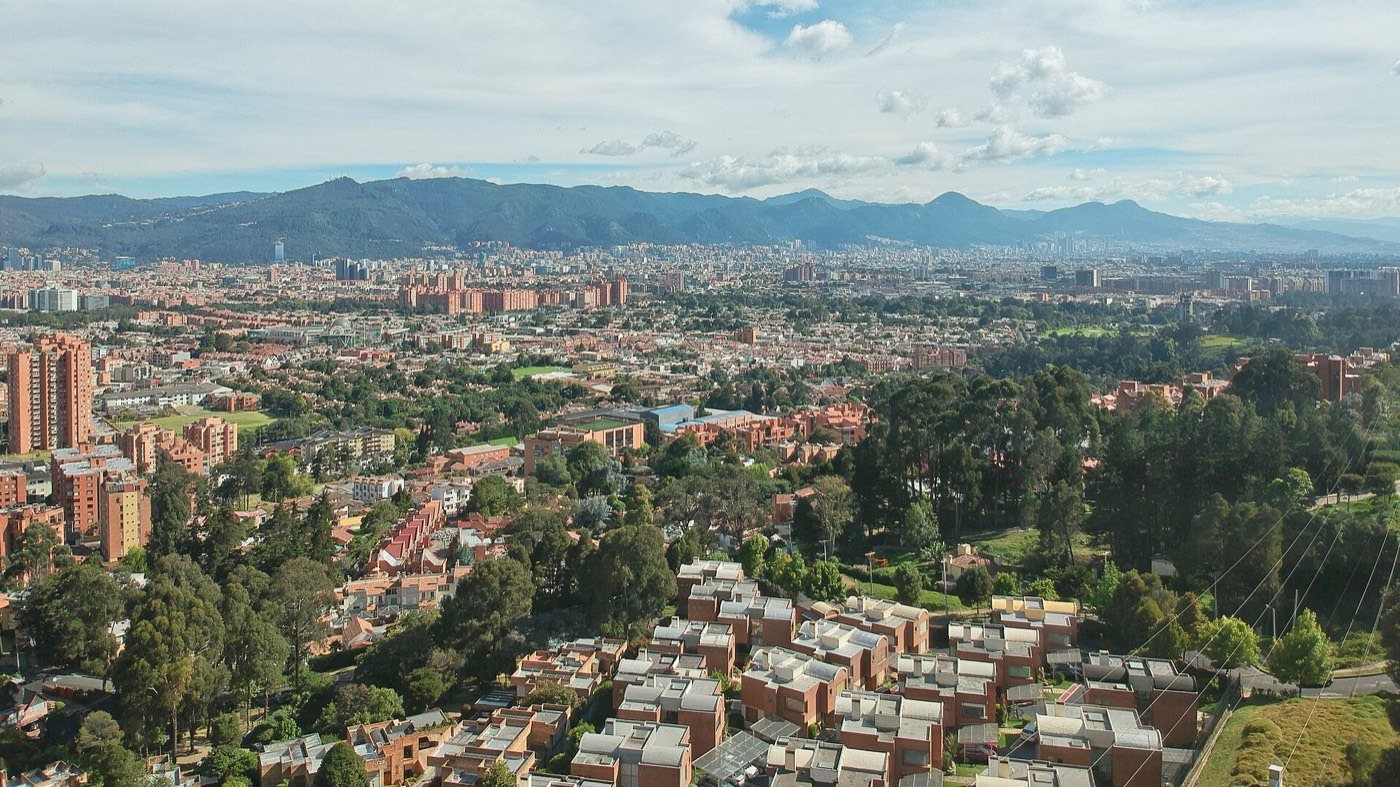 Bogotá seen from the north, with the Eastern Hills behind